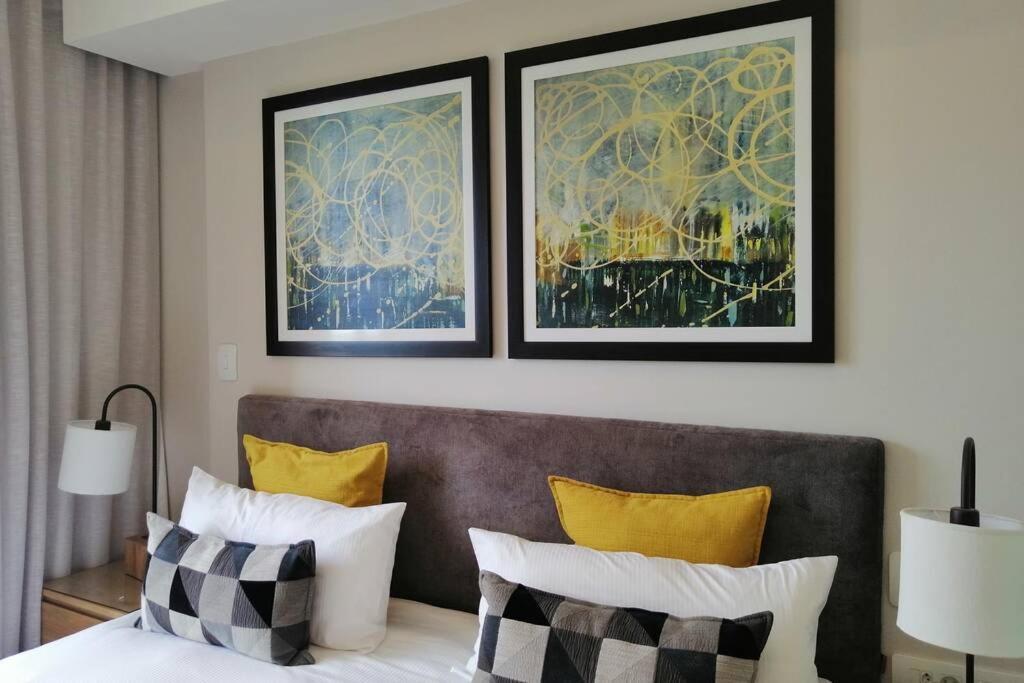 Regency Apartment Hotel Menlyn พริทอเรีย ภายนอก รูปภาพ
